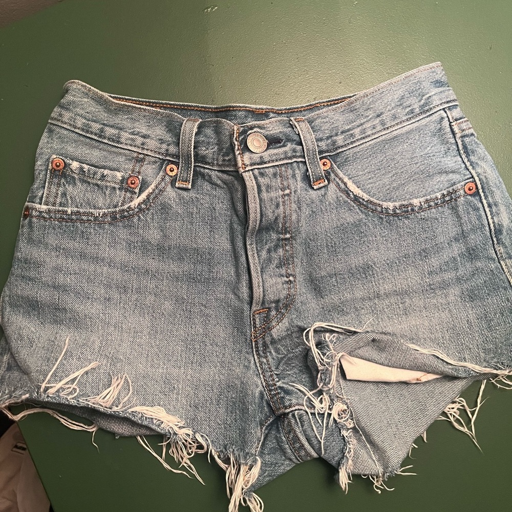 Levi shorts